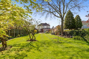 Photo 33- click for photo gallery